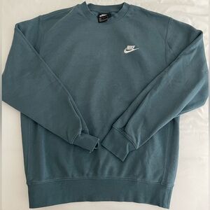 Nike: blue crew neck